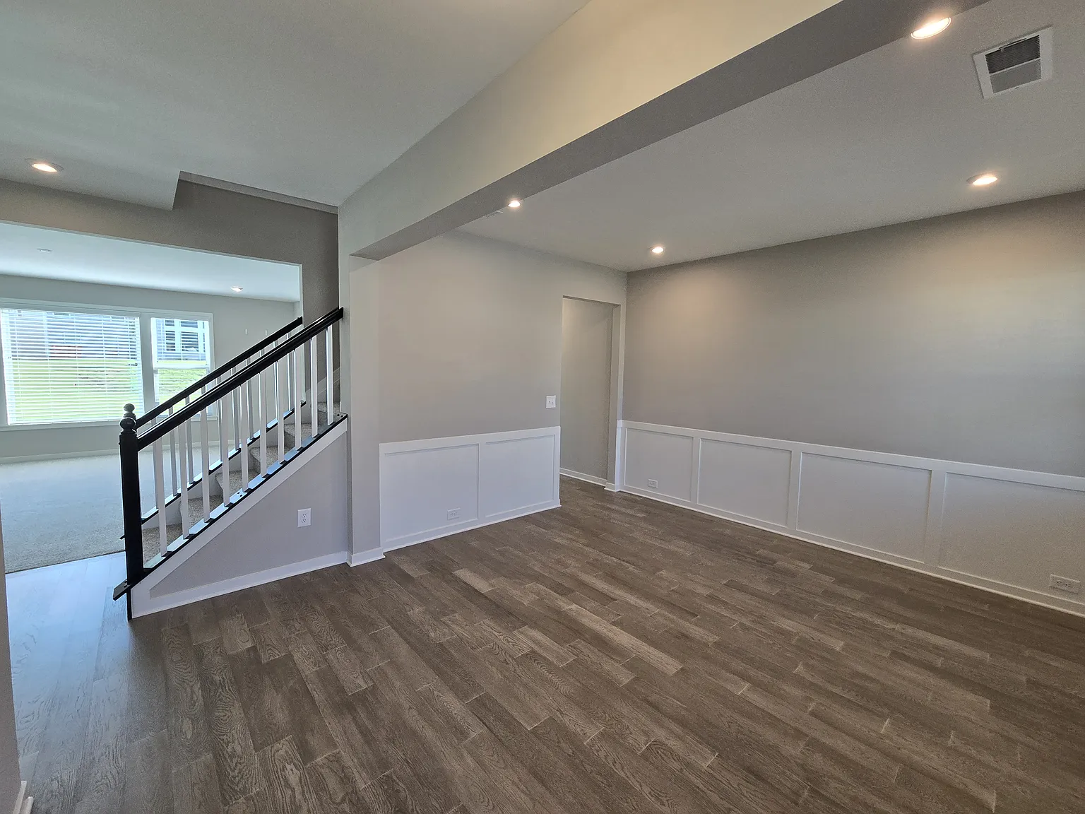 5 bed, 3155 sqft, $2,700 — Photo 4