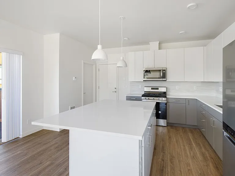 32766 Ten Trails Pkwy SE — Photo 5