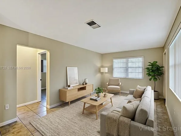 111 SE 4th Ave APT 8, Hallandale Beach, FL 33009