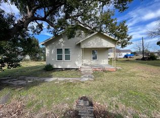 724 Orange Ave, Port Arthur, TX 77640