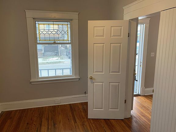 3rd image of 3466 W 63rd St #1