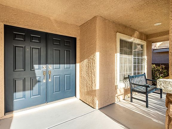 4th image of 10132 Desert Wind Dr