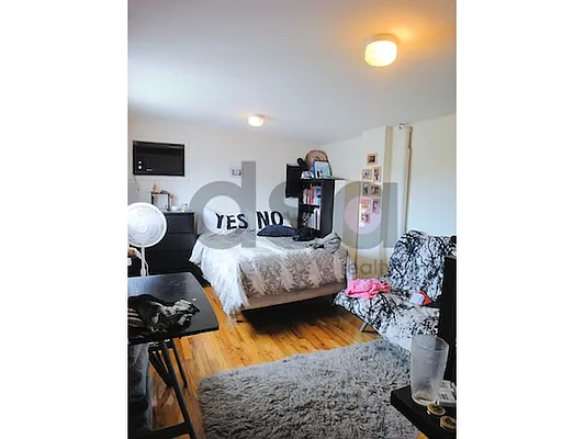 Rented by DSA Realty | media 24