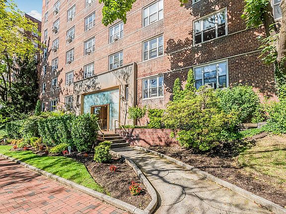 5th image of 5601 Riverdale Ave APT 4D