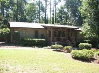 4082 Whispering Forest Ct, Lilburn, GA 30047