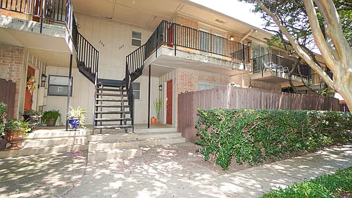 4211 Newton Ave #209 Photo 1