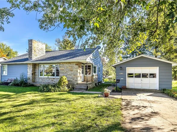 912 Monroe Street, Black River Falls, WI 54615
