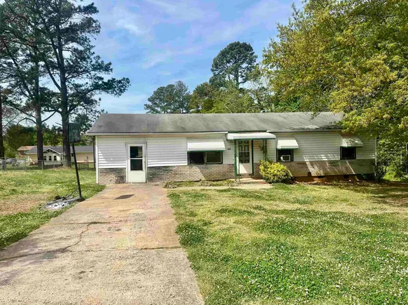 125 Camellia Cir, Gaffney, SC 29341