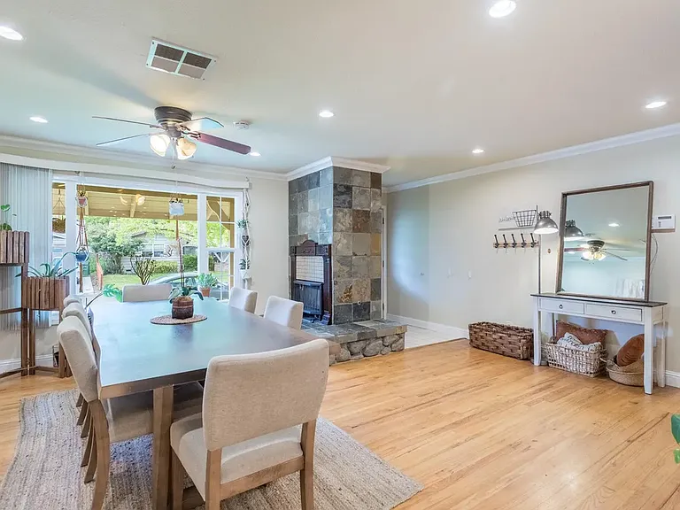 2053 Wilder Dr — Photo 20