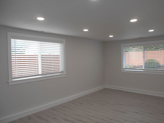 5th image of 2403 Canyon Lands Ct