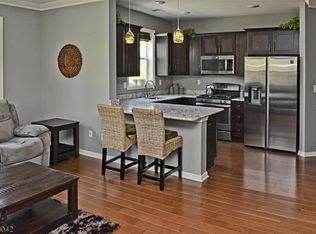 5 W River Styx Rd #201, Hopatcong, NJ 07843