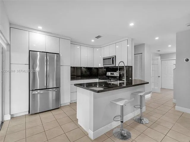 13931 SW 177th St — Photo 10