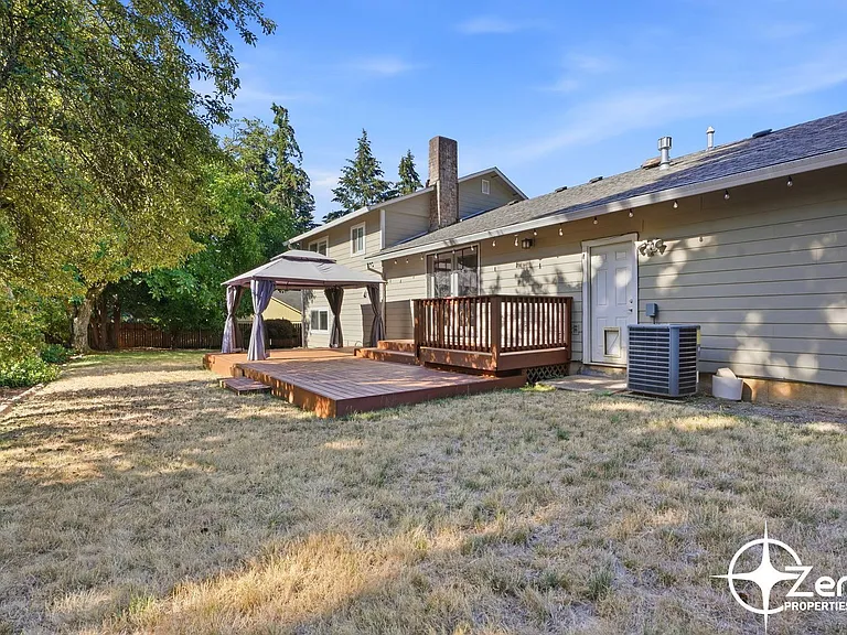 2409 SE 139th Ave — Photo 29
