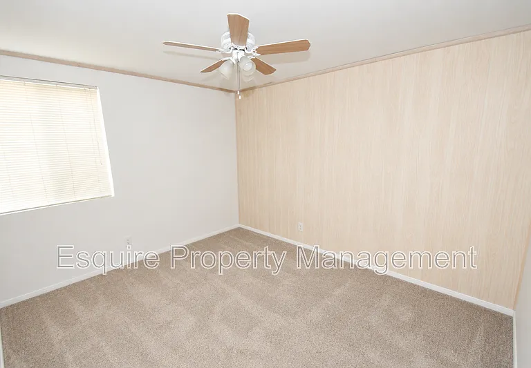 2065 Pamela St — Photo 19