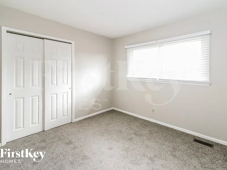 515 Brelsford Ave — Photo 11