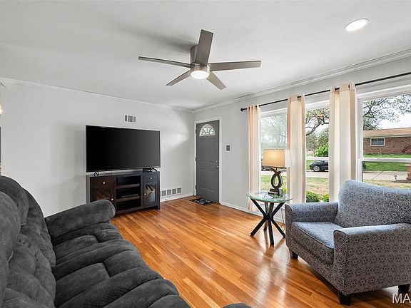 5th image of 3118 Milissa Ln