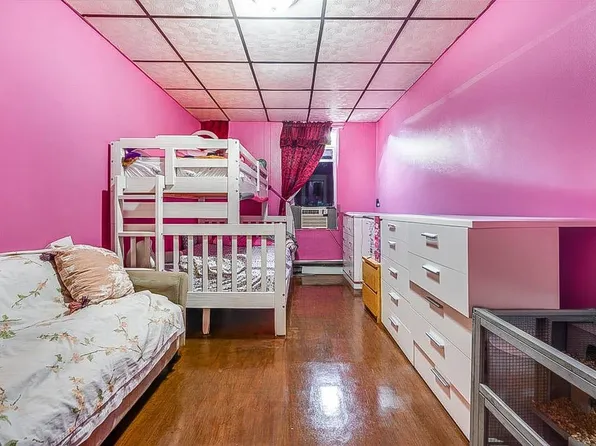 113 34th Street image 14 of 17