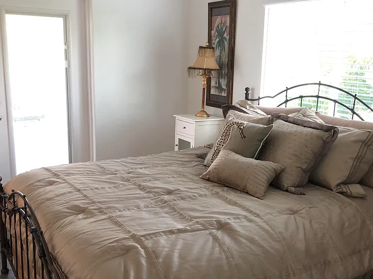 1555 S Banana River Dr — Photo 15