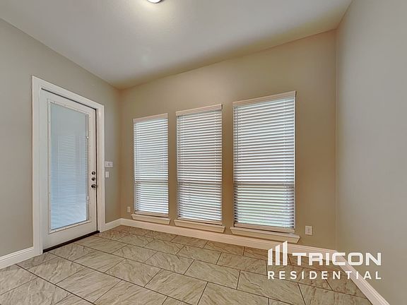 4th image of 3065 Bridgecreek Dr