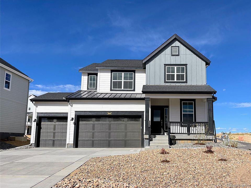 1st image of 39867 Bradley Street