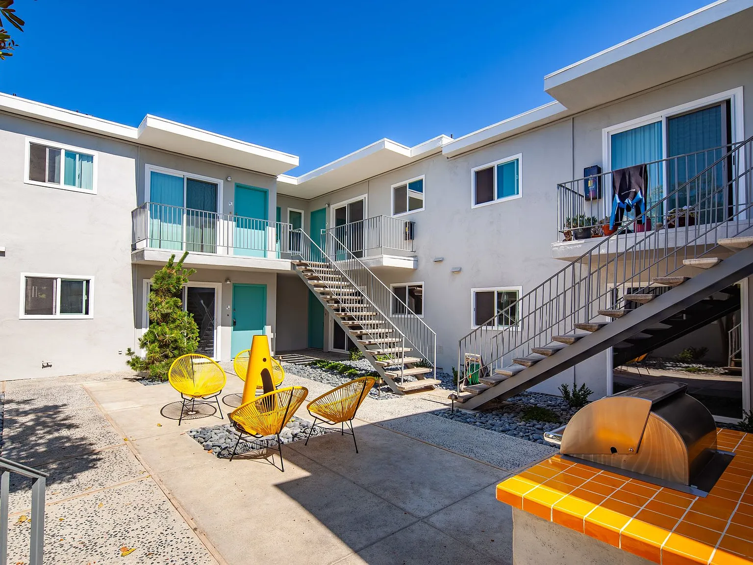 The Amberjack Apartments — Photo 1