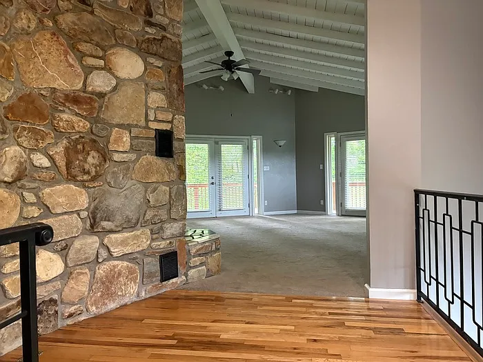 42 Greene Dr — Photo 14
