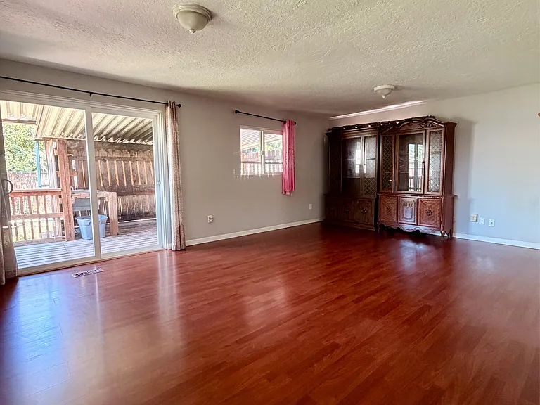 16811 SE Francis St — Photo 11