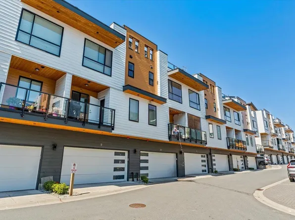16511 Watson Dr #10, Surrey, BC V4N 6T7