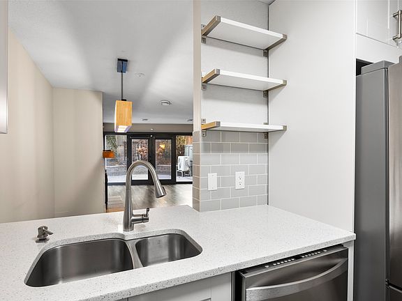 5th image of 145 Nicola St #14