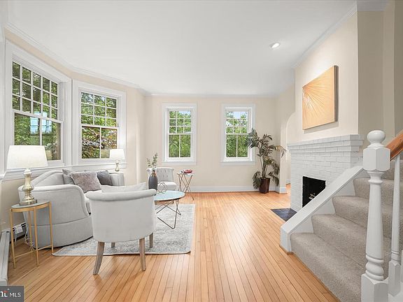 5th image of 6004 Princeton Ave