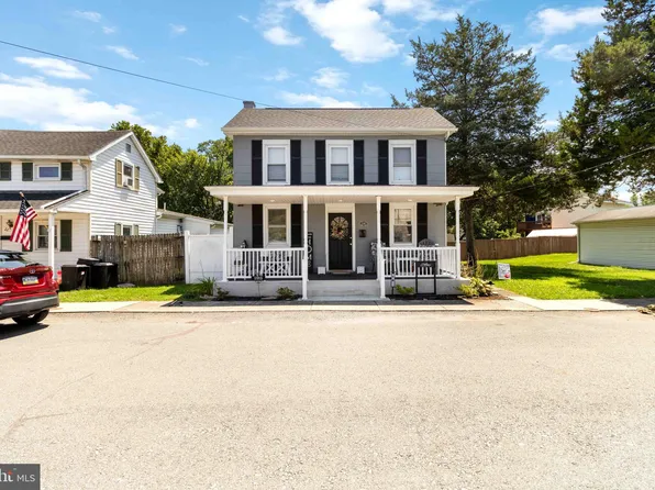18 Market R St, Middletown, PA 17057