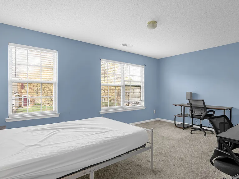 10510 Plantain Ct #6 — Photo 4