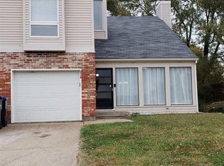 2510 SW 30th St, Topeka, KS 66611