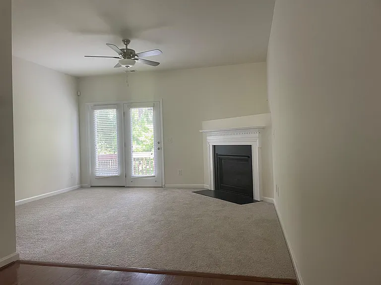 1668 Holly Grove Way — Photo 14