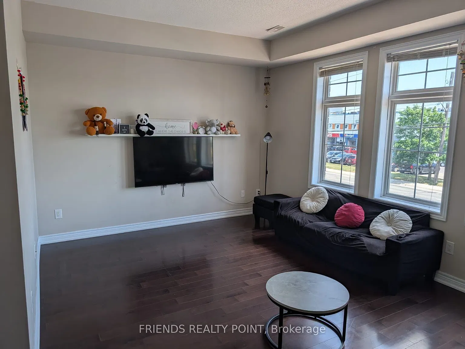 2 bed, $2,800 — Photo 2