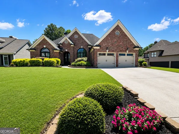 1265 Lamont Cir, Dacula, GA 30019