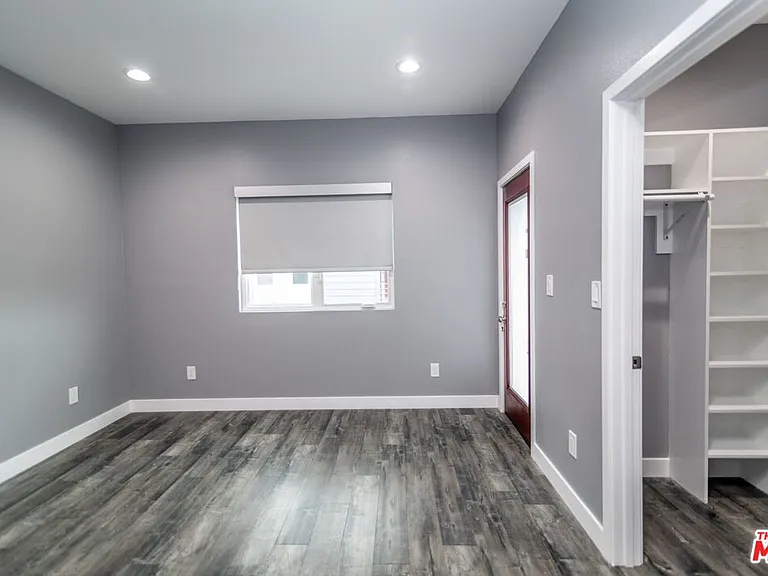 1625 S New Hampshire Ave #1/2 — Photo 8