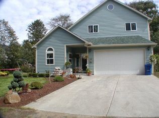 2880 NW Lee Ave, Lincoln City, OR 97367