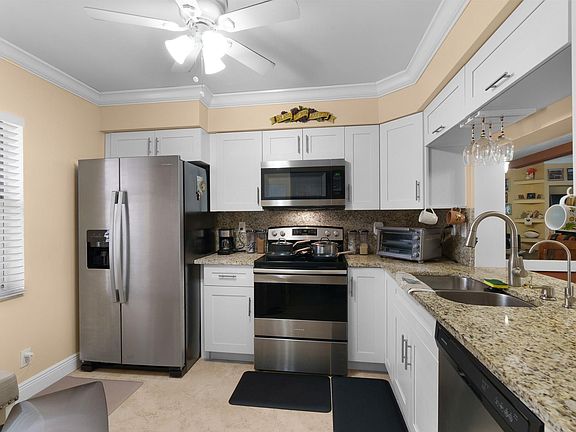 4th image of 3051 Holiday Springs Boulevard #102