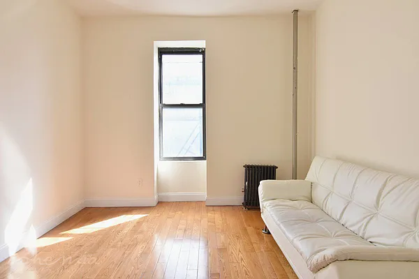 Rented by Bohemia Realty Group | media 2