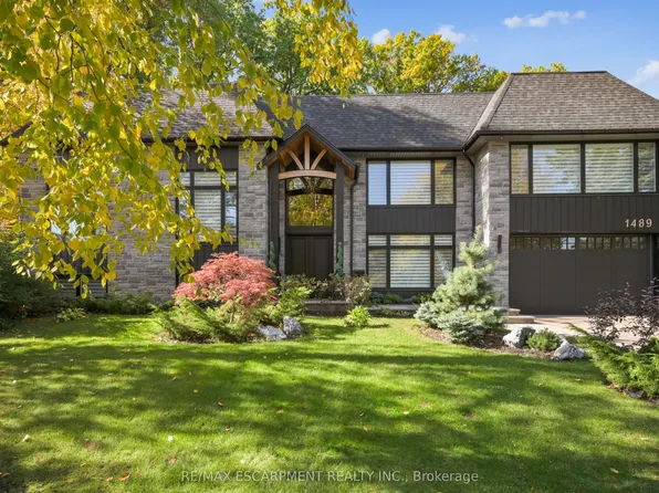1489 Rogerswood Ct, Mississauga, ON L5J 1R7
