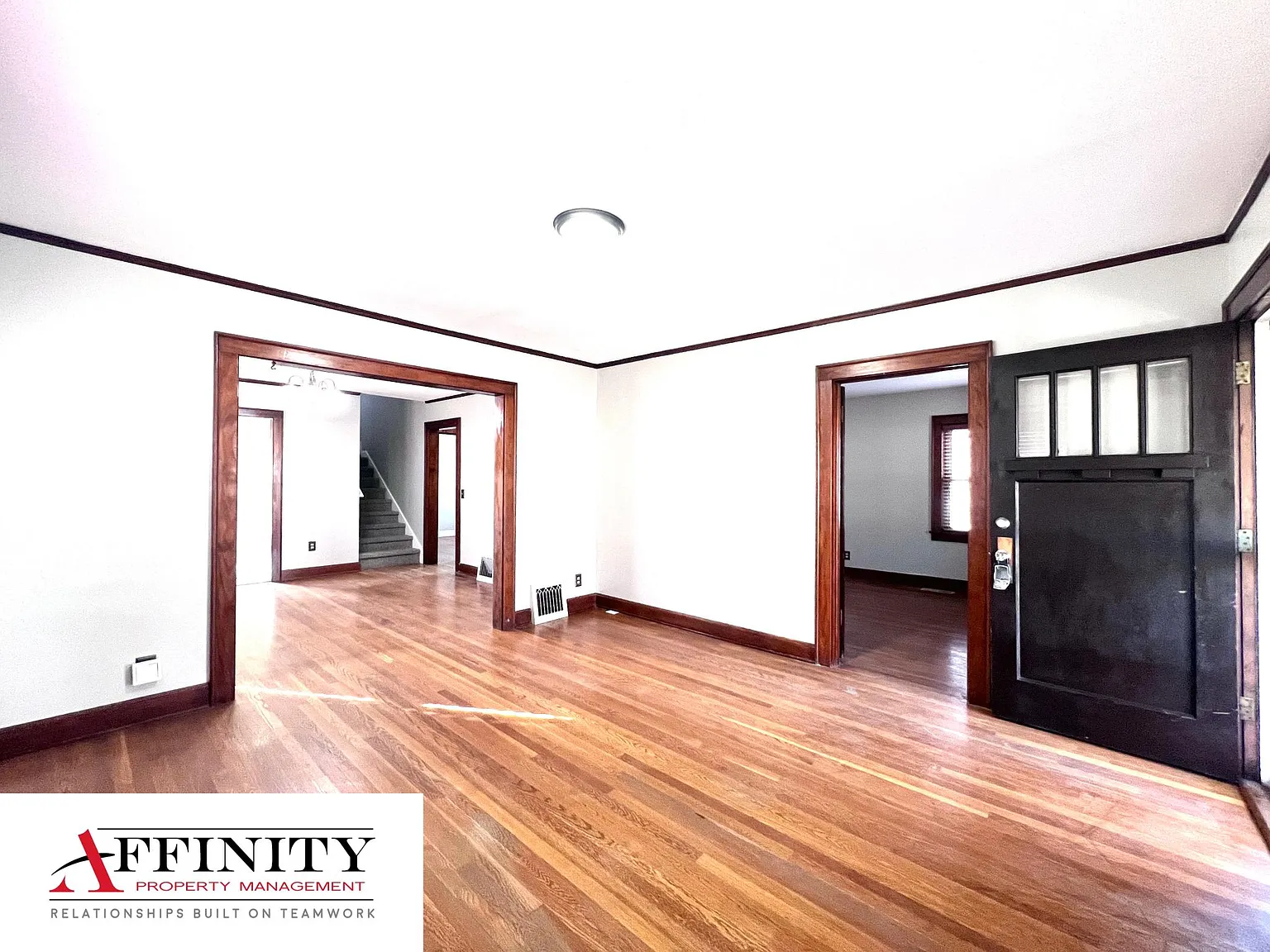 4 bed, 1828 sqft, $2,450 — Photo 3