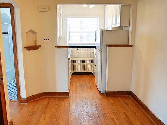 4th image of 1269 Moorlands Dr APT G
