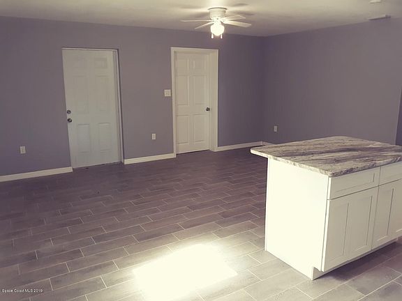 5th image of 1283 Breeze Ln