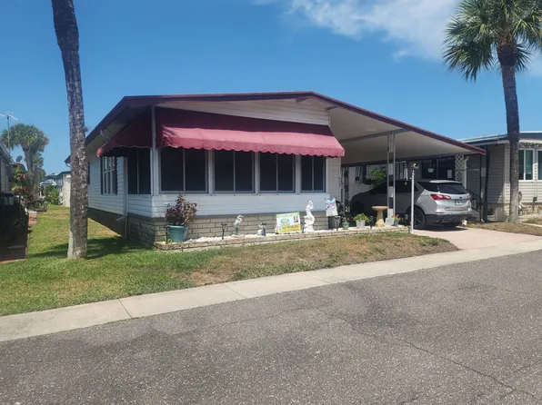 629 Poinsettia Dr, Largo, FL 33770
