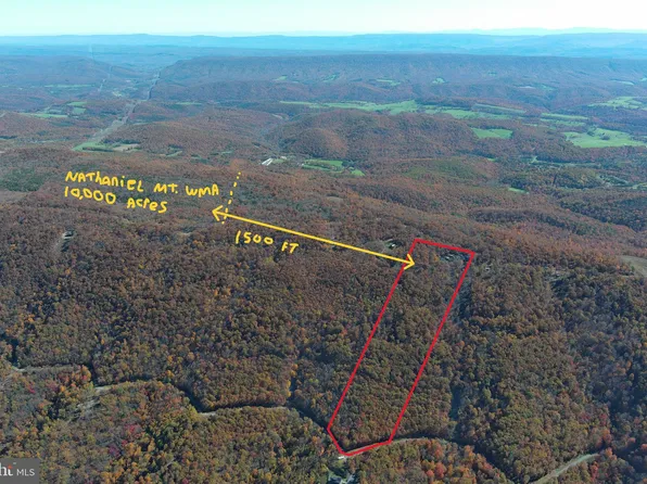 265 Ashton Woods Dr, Moorefield, WV 26836