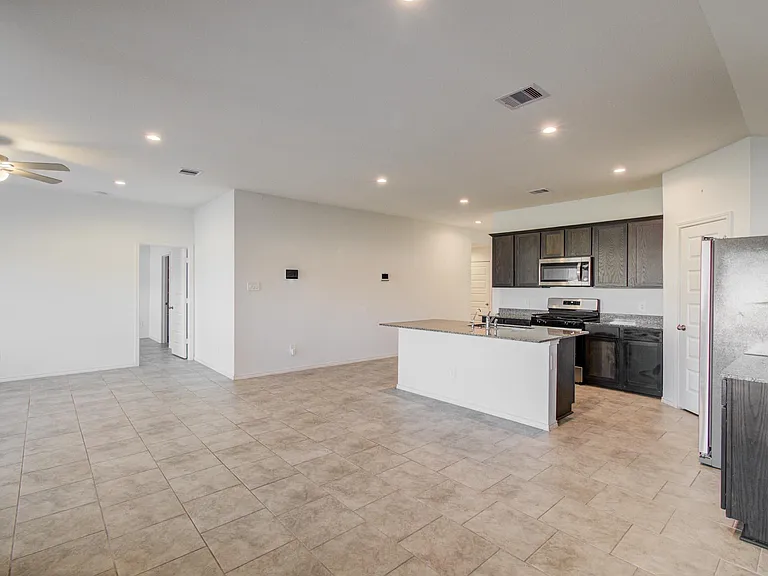 7527 Cynomys Ct — Photo 16