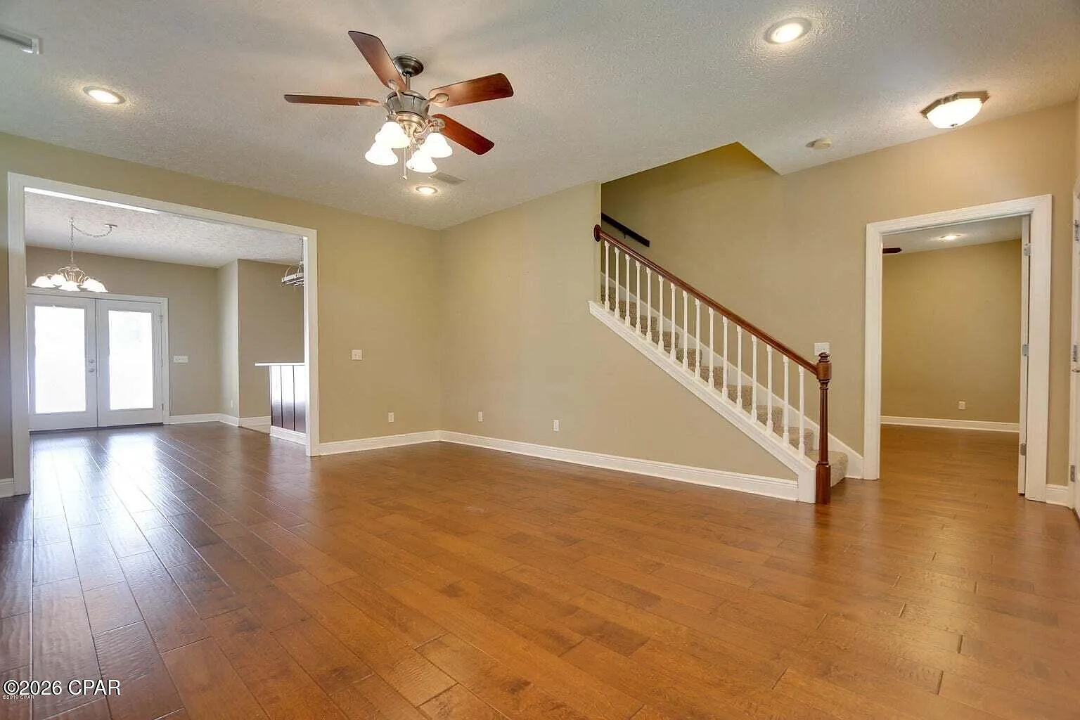 3 bed, 2.5 bath, 2016 sqft, $2,575 — Photo 3