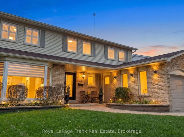 68 Burling Pl, Newmarket, ON L3Y 5W4