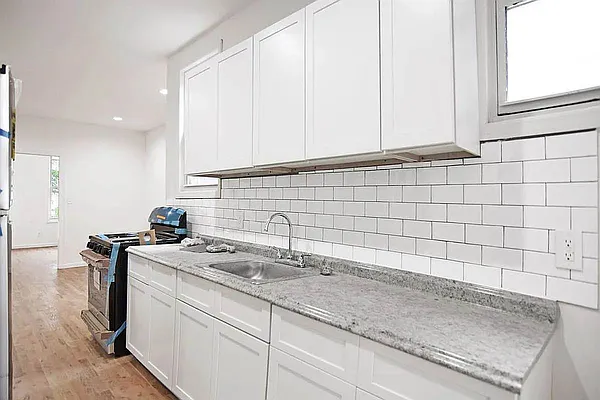 Rented by Coda Real Estate NYC | media 10